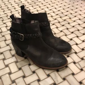 Sperry Black Soft Leather Braided Bootie